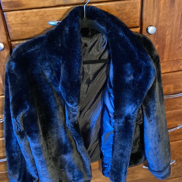 Faux fur swing coat - Picture 5 of 5